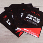 REVLON SPECIAL MAKEUP BASE MASKレブロン スペシャルメイクアップベースマスクメイクアップ発想のシートマスク！ベースメイクのためのオールインワンマスク。翌朝…のInstagram画像
