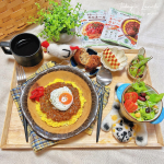 ㅤㅤお昼は #カゴメプラントベースフード大豆ミートのキーマカレー🍛ˊ˗ㅤ動物由来の原材料は入っていないのにひき肉感もしっかりあって大豆ミートもゴロゴロ入ってるから食べごたえ…のInstagram画像