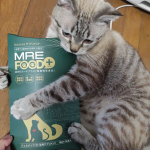 株式会社スターネットさんの🐈MRE FOOD+ （MREフードプラス）🐈大切なペットのための健康食品を始めてみました♫ジュレタイプで与えやすいのが特徴でかなり与えやすい♫〜大切なペットの…のInstagram画像
