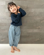 u0040nissen_kids_officialさまの綿100％バックプリント長袖Tシャツ 💝おしゃれなバックプリントロンT👚フロントスタイルはシンプルでバックスタイルはおしゃれなロングT…のInstagram画像