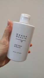 my_4.shining_angels♡ Keana Beaute ♡毛穴を引き締める専用の化粧水💧毛穴の開きをケアして，テカリや皮脂による化粧崩れを防いでくれるよ✨☺️洗顔後のア…のInstagram画像