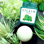 CICA成分※配合🌿ニキビ・肌あれを防ぐ 薬用洗顔石鹸 CICALM u0040pelicansoap_official ※ツボクサエキスのこと100u0025天然香料使用のハーバルグリ…のInstagram画像