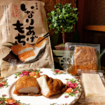 おせんべい＆おかきの老舗。#もち吉 さんで気になっていた商品→ u0040mochidangomura#いなりあげもち を食べてみました😋国内産100u0025の上質もち米を使用したお餅。…のInstagram画像