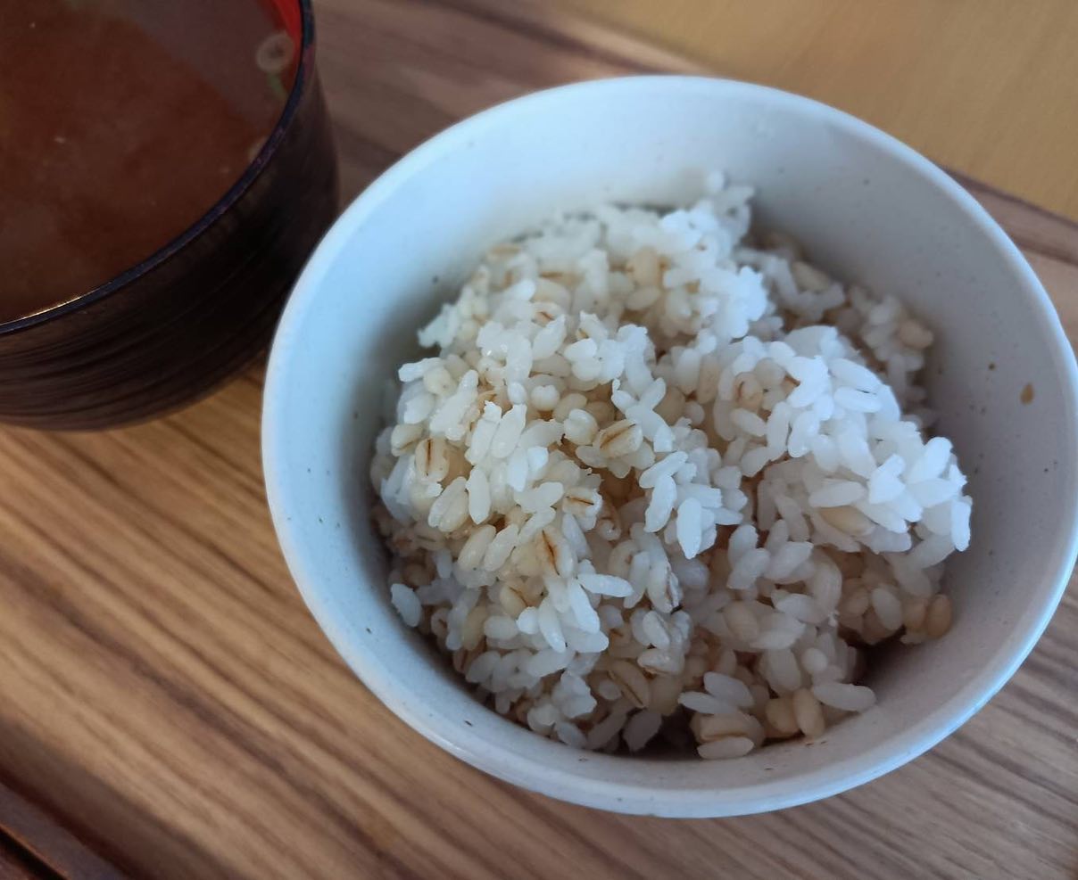 口コミ投稿：✒︎お米に混ぜて炊くだけで、食生活改善！！『機能性もち麦ごはん』ぷちぷちの食感が…