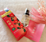【本島椿　純椿油プッシュタイプ　65ｍL】純椿油100％🫶椿の実を絞った油そのままで、添加物は一切ない無香料の頭髪用オイルですポンプ式だから使いやすいです無臭で軽くサラリとしたテクスチ…のInstagram画像