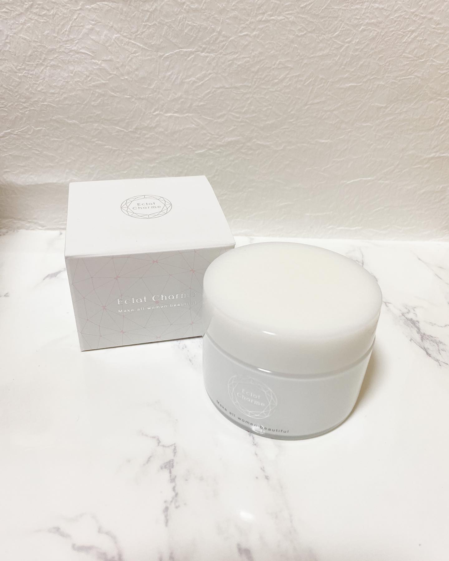 口コミ投稿：ニキビに効果的とネットでずっと話題で気になっていたエクラシャルムを使ってみまし…