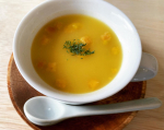 寒くなってきましたね。お昼ご飯に温かいスープを。かぼちゃのポタージュ。甘くて美味しい！#野菜をMOTTO#野菜をMOTTOかぼちゃ#monipla#monmarche_…のInstagram画像