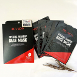 ベースメイクのためフェイスマスク💄◽️ REVLON レブロンスペシャルメイクアップベースマスク容量：１箱（1枚入28mlｘ5袋）価格：1,800円(税込)┈┈┈┈┈┈┈┈┈┈┈┈┈┈┈┈…のInstagram画像