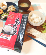 はくばくさんの「機能性もち麦ごはん」を食べてみました♪..機能性もち麦ごはんには「大麦β-グルカン」が含まれており、①LDL-コレステロールを下げる機能、②腸内環境を改善する機能があることが…のInstagram画像