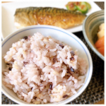 ⁎𑁍　　✿ @genmaikoso_official 様の『北海道玄米雑穀』をお試しさせていただきました😊　☑︎玄米と11種類の雑穀はすべて北海道産🫘☑︎独自のやわらか…のInstagram画像