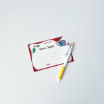 .クリスマスに向けてサンタさんにお手紙を書いたよ💌 3歳にもなると欲しいプレゼントをリクエストしてくれるけど聞くたびに違う物を欲しがる時もあって...🥲 そんな…のInstagram画像