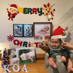 ・もうすぐクリスマスの時期ですね🎅❤️@toysrus_jp さんのオリジナルクリスマスグッズで飾り付けして可愛い写真を撮ってみました💓🎅商品🎅①フォトプロップスクリスマスをモ…のInstagram画像