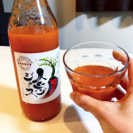 ◆◆レビュー◆◆苦手なにんじんの克服ににんじんジュース！りんご果汁入りってこともあってめっちゃ飲みやすいー！☺☺☺お風呂上がりにグラス一気飲みしてしまったｗ使われてる人参がオーガニ…のInstagram画像