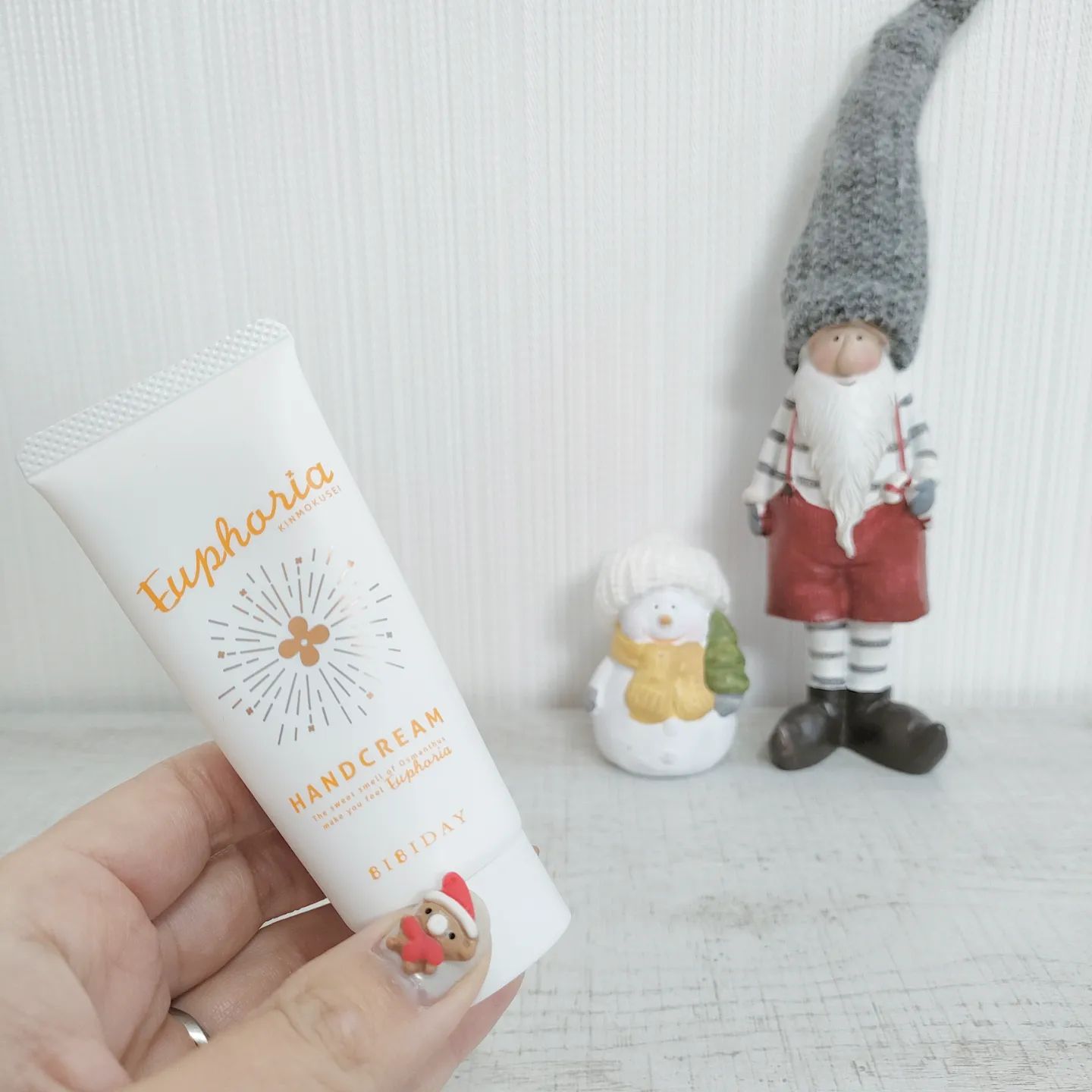 口コミ投稿：♡今日から12月だね🎄ネイルもクリスマス仕様に🐻❤冬は乾燥するからハンドケアをするの…