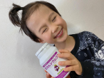 子どもたちの健やかな成長に欠かせないカルシウムをはじめ、ビタミンD、マグネシウム、亜鉛などをバランス良く配合したグミタイプの栄養機能食品『カルシウムグミFe』ビタミンB6、鉄分や乳酸菌も摂る…のInstagram画像