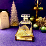 先日購入したFrancfrancのルームスプレーフォルムが可愛すぎてとっても気に入っている品ですクリスマスも段々近いので、クリスマスver. で写真を撮ってみました♡！…のInstagram画像