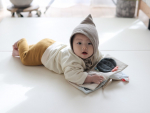 𖠰 𝐝𝐨𝐧𝐞 𝐛𝐲 𝐝𝐞𝐞𝐫おはようございますꕀ 𓎤𓅮@donebydeer_japan のアクティビティブック🌵赤ちゃんの興味をひくたくさんの仕掛けでむすめも楽し…のInstagram画像