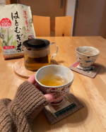 くつろぎ𝗍𝗂𝗆𝖾に🪑漢方屋さんの作ったはとむぎ茶𓂃🍵🍂⁡古くから美容や健康のために利用されている「はとむぎ」を100u0025使った健康茶⁡じっくり香ばしく焙煎してるから美味しい♡ノンカ…のInstagram画像