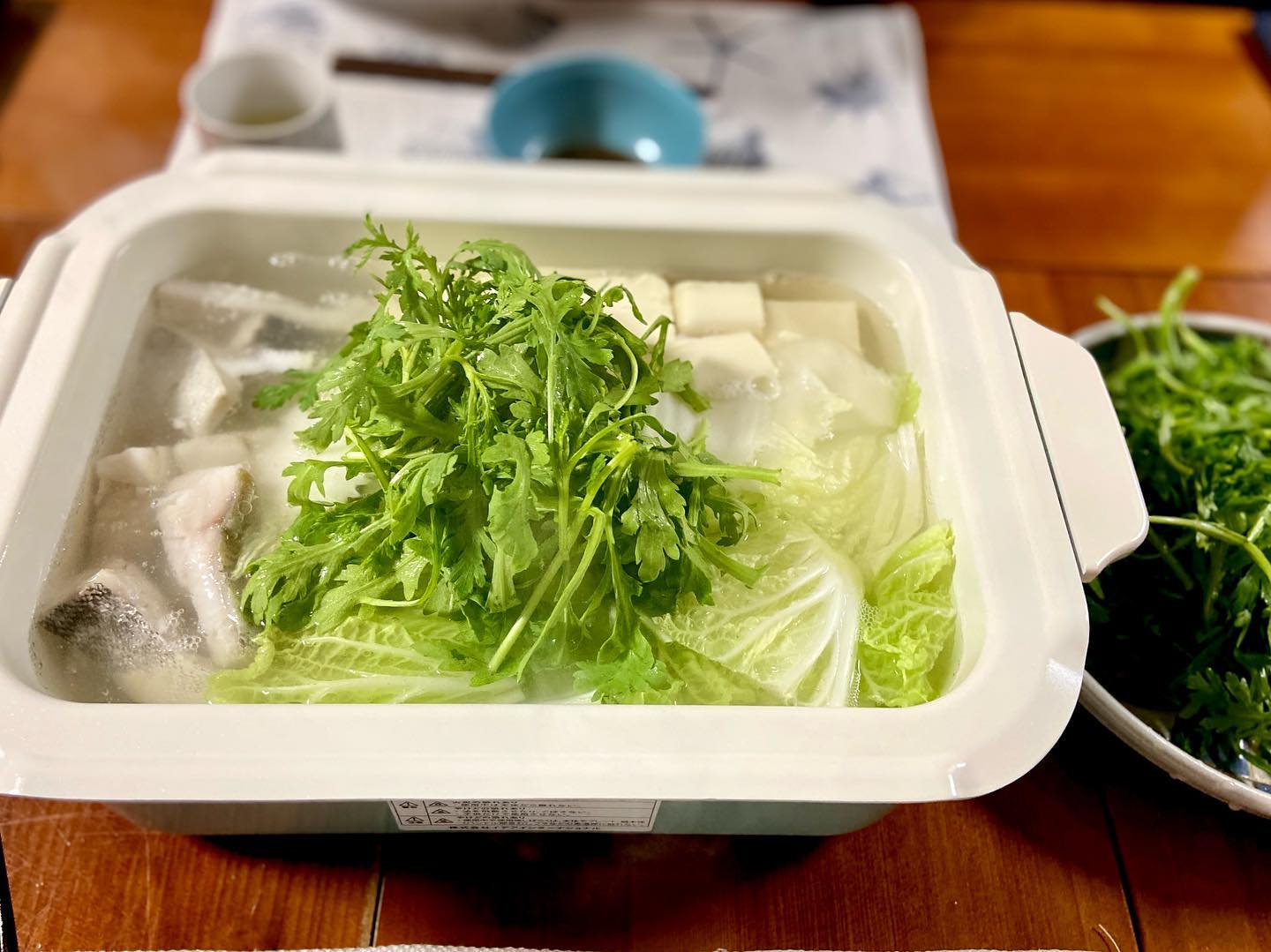 口コミ投稿：𖠿 .有機野菜で作る潰瘍性大腸炎の食事#鱈ちり差し向かいで食事する夫婦にブルーノは…