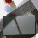 🌼ジェルとパウダーを混ぜて作る、できたて生炭酸ジェルパック🖤#KUROSECCA#クロセッカ真っ黒でプルプルの生炭酸ジェルをスパチュラで顔・首・デコルテにたっぷり塗って半身…のInstagram画像
