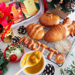 ・モンマルシェ様のクリスマス スープ4個ギフト野菜をMOTTO試してみました🍅🥕🌽🎃🥔🎄✨・クリスマスのギフトはスープが4個と、ポインセチアの造花がしっかりした紙のカゴに入っています✨…のInstagram画像