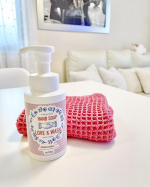 🫧🇫🇷 LOVE & WASH 🇫🇷@pelicansoap_official ウイルス・細菌に効く薬用の泡ハンドソープ🫧肌のことを想った＜LOVE＞しっかり清潔にする…のInstagram画像