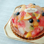 .Merry Christmas🎄はじめてのクリスマス🎅サンタ帽子被ってお家で過ごしてママとパパは千疋屋のケーキ食べました💖来年は一緒に食べれるかな〜。−−−−−−−−−−−−−−…のInstagram画像