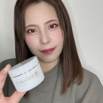 .☑︎ 薬用美白オールインワンジェル SimiTRY パーフェクト ホワイト ジェル　60g　　@simitry_official　 オールインワン💕　　　…のInstagram画像