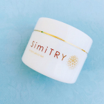 『SimiTRY 薬用美白オールインワン』を使ってみました！製薬会社と共同開発で生まれたスキンケアアイテムSimiTRY (シミトリー) パーフェクトホワイトジェルです。2つの美白有効…のInstagram画像