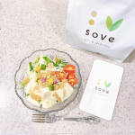 SOVE シリアル🥣最近、体重が増えたので野菜中心の生活に変えたくて、朝からシリアルを食べてます😘健康的なカラダ作りのために大豆と野菜のシリアルを選択！！こちらを食べるようになってから毎日…のInstagram画像