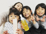 わが家の女子たちは、KINS CLEANSING OILで朝晩スッキリ洗顔の毎日です！発酵成分でお肌を守りながら、天然由来のオイルでいらない汚れはしっかり落としてくれる優れもの！しっとりと…のInstagram画像
