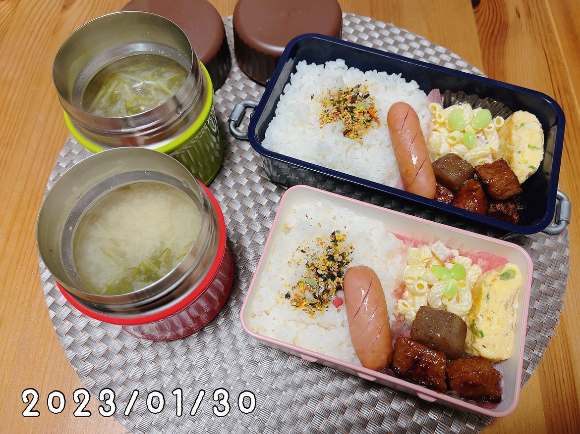 口コミ投稿：今日のお弁当🍱☆サイコロステーキ☆ウインナー☆ネギ入りだし巻き玉子☆マカロニサラダ☆…