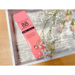 u0040redermalab ♡モイストBBクリーム♡パッケージがピンク色で可愛い💓メイクしながらエイジングケア💄 美容液成分63％配合✨ 国内最高レベルのＵＶカット🌞 SPF50+PA…のInstagram画像