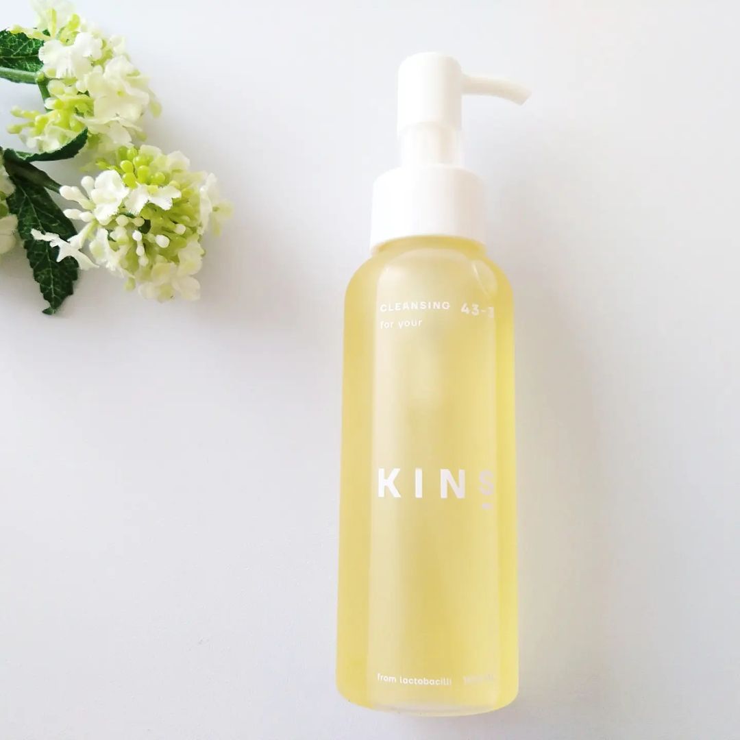 口コミ投稿：【KINS クレンジングオイル】私敏感乾燥肌なんですけど、ニキビ肌でもあるから落とす…