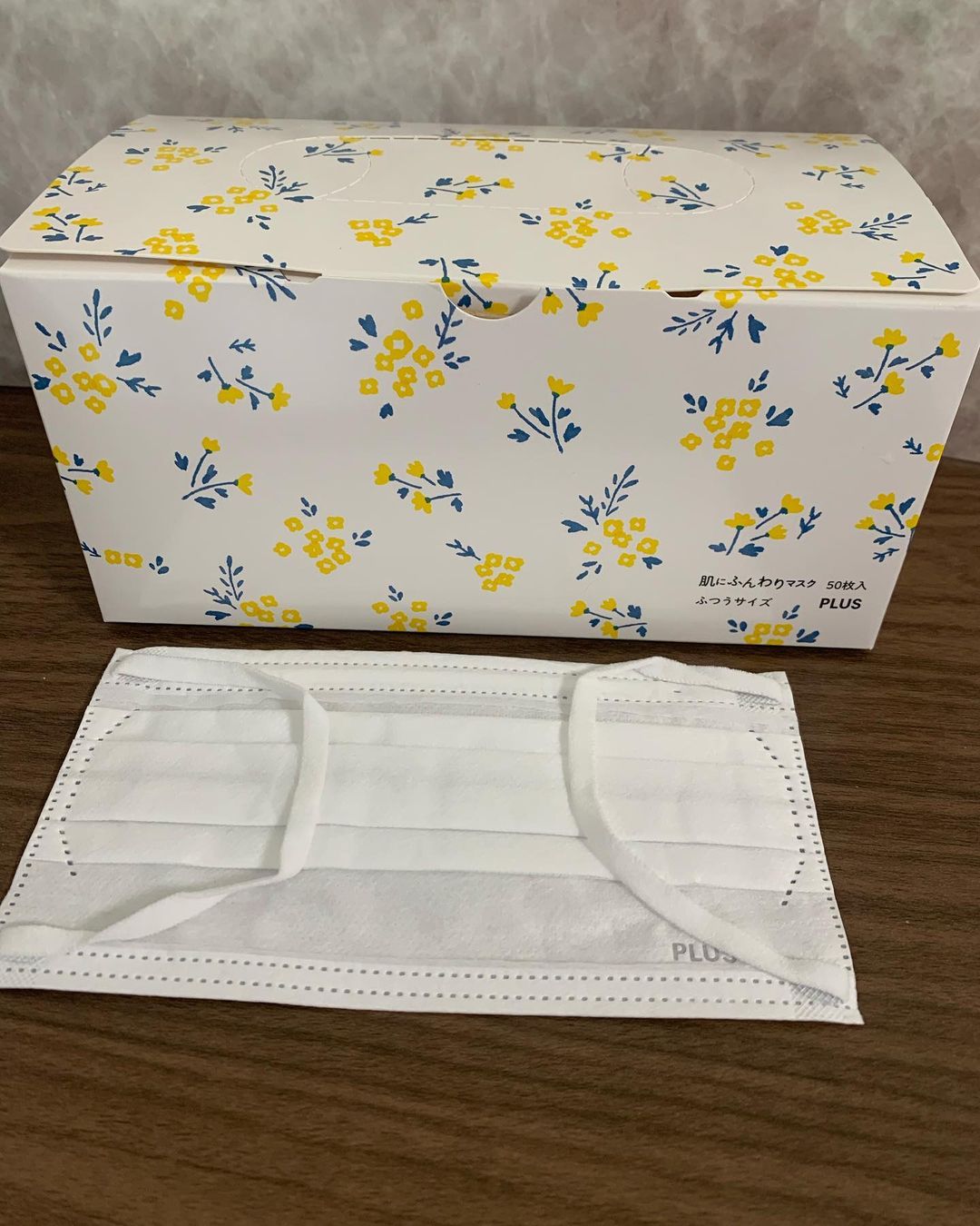 口コミ投稿：モニプラ様より肌にふんわりマスク フラワーボックス 50枚入りを頂きました✨お花のパ…