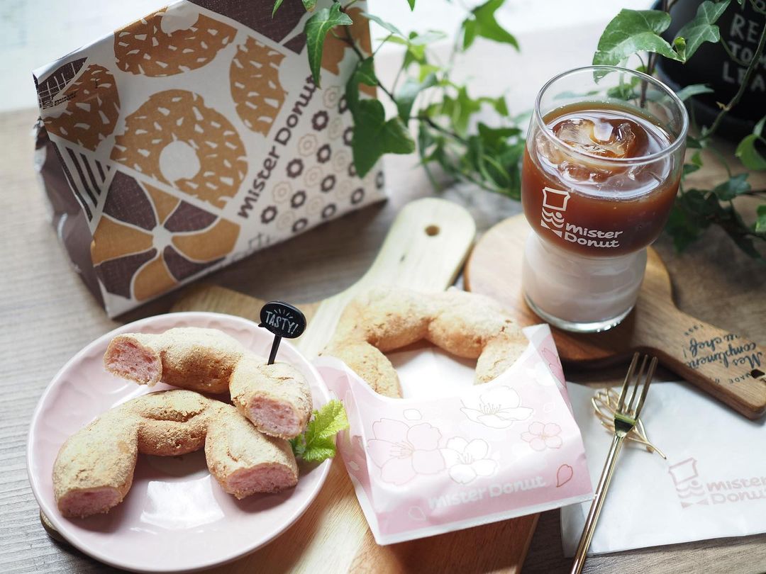 口コミ投稿：#ミスド#新商品 の#桜もちっとドーナツ 。4種類全部食べた中で、つぼみが今はなき#き…