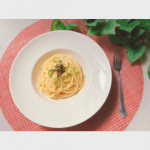 魔法のうにクリーム🧡お湯で簡単うにソースができるフリーズドライの、うにクリームです🧡濃厚で、うにの風味がしっかり感じられて美味しい「うにクリームパスタ」になりました🧡🍝アレンジで色々楽しめそ…のInstagram画像