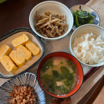 あっという間に３月も終わりますね😅早いな💦新学期､新年度もスタート♪✨朝食メニューは和食♪オリゴのおかげを使って腸活レシピ💁‍♀️です♪日本人だから、やっぱり和食♪だし巻き卵焼き🥚に納…のInstagram画像