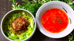 yachirou2#おうちごはん無添加の人参ジュースのスープ新玉ねぎを入れましたハンバーグにはもやしとエノキを入れて#野菜をMOTTO #母の日 #スープ #monipla #mon…のInstagram画像