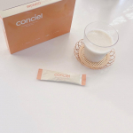..栄養を補ってカロリーを抑える✨ 完全栄養食『conciel』 u0040afc_online  sama栄養を補いながらカロリーを抑える！1本を水や牛乳、豆乳に混ぜて飲むだけ👌 サ…のInstagram画像