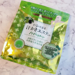 汗かきエステ気分　ハーバルコクーン😊株式会社マックスさんからいただきました。荒めの粒のタイプで付属のスプーンに2-3杯を目安に使用します。チャックタイプなのでこのまま使用もできますがチャッ…のInstagram画像