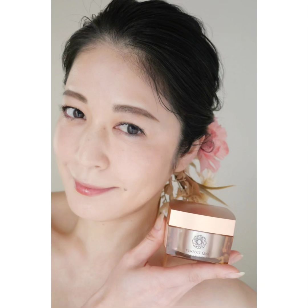 口コミ投稿：\ エイジングサインを感じ始めたら✨薬用オールインワン /紫外線や乾燥、肌の代謝の低…