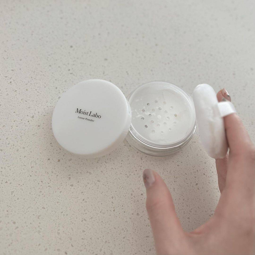 口コミ投稿：モイストラボルースパウダー（テカリ防止タイプ）価格：1,320円(税込)今の時期にピッ…