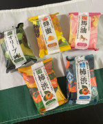 ペリカンファミリー石けん ❤️⁡⁡👉渋柿👉薬用渋柿👉オリーブ🫒🆕👉馬油🐴👉蜂蜜🍯⁡どれも香りがいい香り💕⁡オリーブが新登場🫒❤️⁡泡立ちが良くて✨保湿成分10％増量✨⁡…のInstagram画像