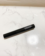 まつ毛の短さが気になってグラングレイ　アイパワーセラムを使ってみました。こちらはヒト幹細胞配合、99％美容成分でまつ毛を根元から集中ケアことにより、使うたびハリ・コシのある抜けにくい元気なまつ毛を…のInstagram画像