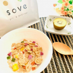 SOVE（u0040sove.jp）さん⁡【 SOVEシリアル 】1食分30gで、たんぱく質と食物繊維がとれる“大豆と野菜のシリアル”です。⁡おしゃれなパッケージ。開封はツマミをおこして…のInstagram画像