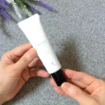 【UVベース SPF37・PA+++ 30g】💕キレイを作りつつ、紫外線・乾燥・肌荒れから守るUVベース💕.今日は梅雨の合間の晴れ、お洗濯日和でした🌞真っ白に洗い上がったお洗濯物が、カラリ…のInstagram画像