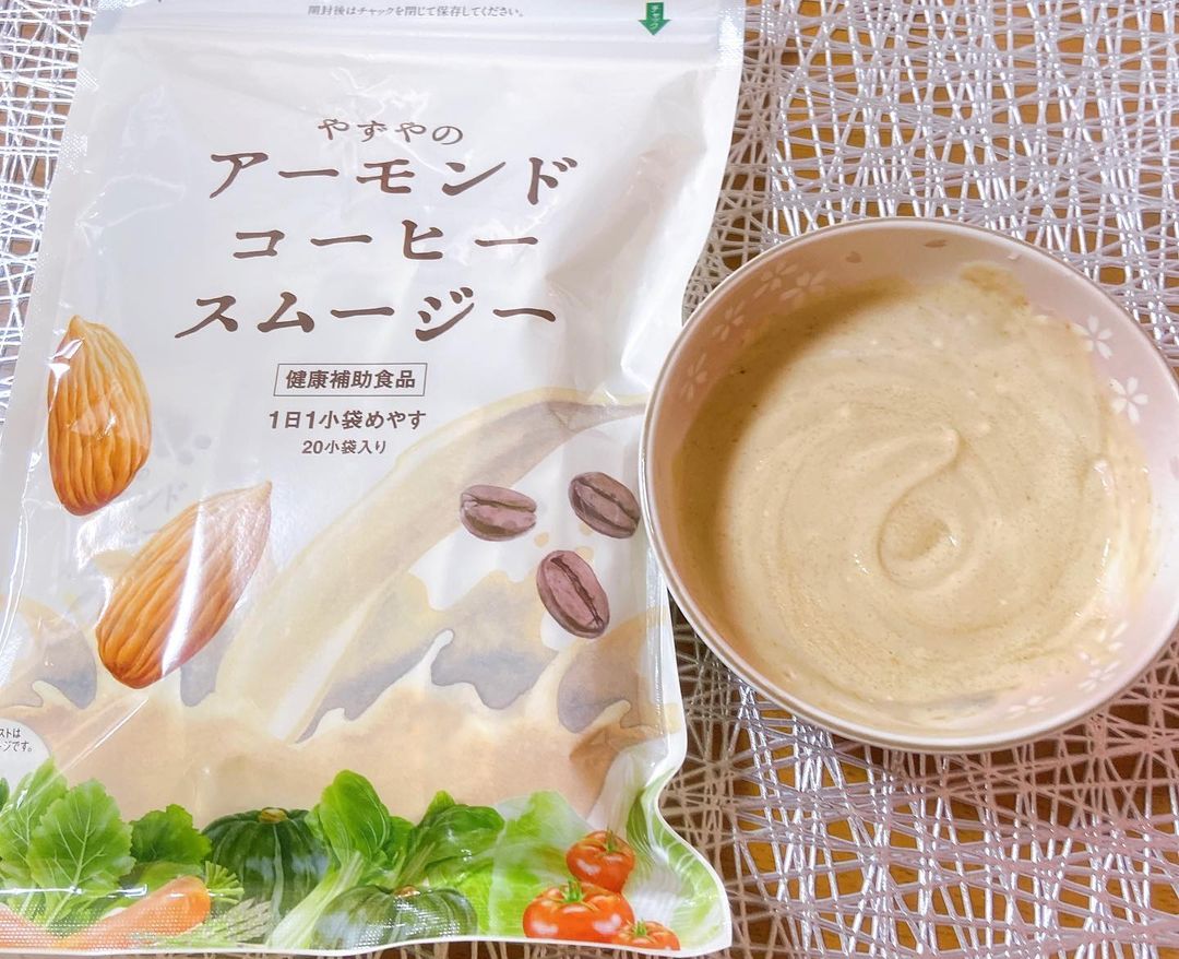 口コミ投稿：☆アーモンドコーヒースムージー ✨ 21種の野菜と3種のナッツ素材が手軽においしく摂れ…