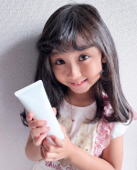 娘と一緒に使っているかHALCA香りが気に入っているのと洗い上がりの肌がサラサラ柔らかくなった気がして気にいっています。娘はまだ泡立てるのが下手なので洗顔半分しているよ。夏に向けて肌荒れ…のInstagram画像