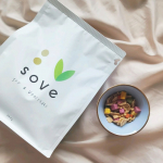 カゴメ株式会社様の🌿SOVE シリアル🌿サクッとしてて、カラフル野菜がかわいらしい美味しい、大豆と野菜のシリアル🍽毎日のカラダづくりを考えてつくられていて1食分30gでたんぱく質と食…のInstagram画像